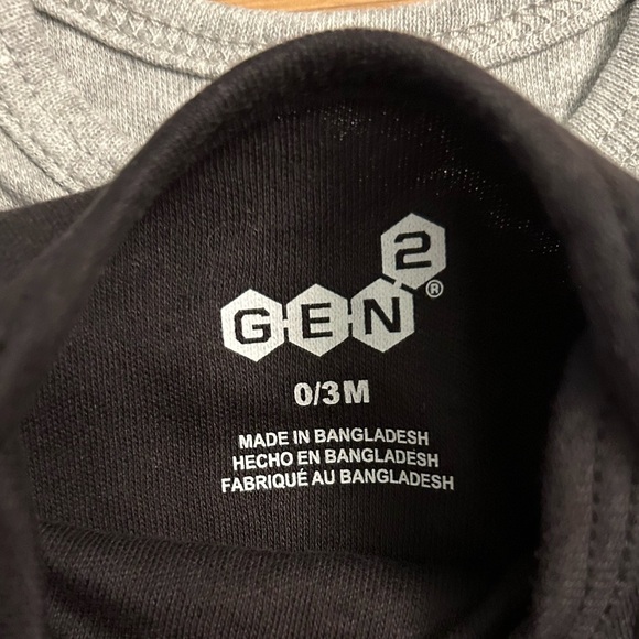 Louisville Cardinals 3-Pack Born To Be Bodysuit Set - Picture 3 of 3